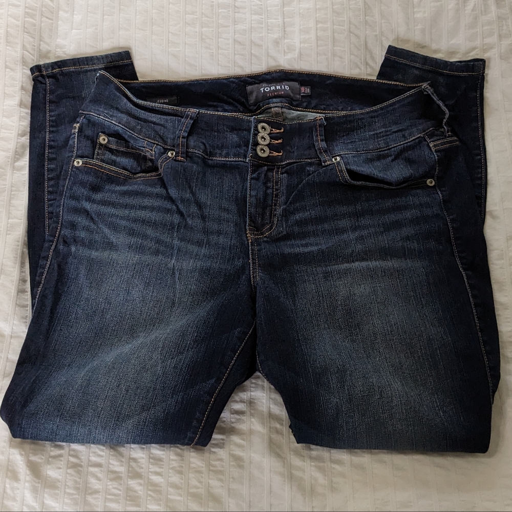 Sz 14 Torrid dark wash jeggings